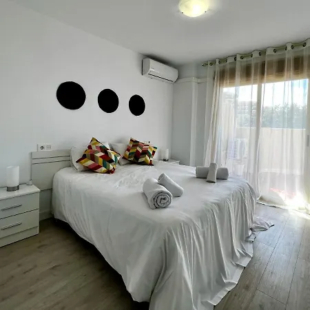 Con Encanto En Playa Apartment