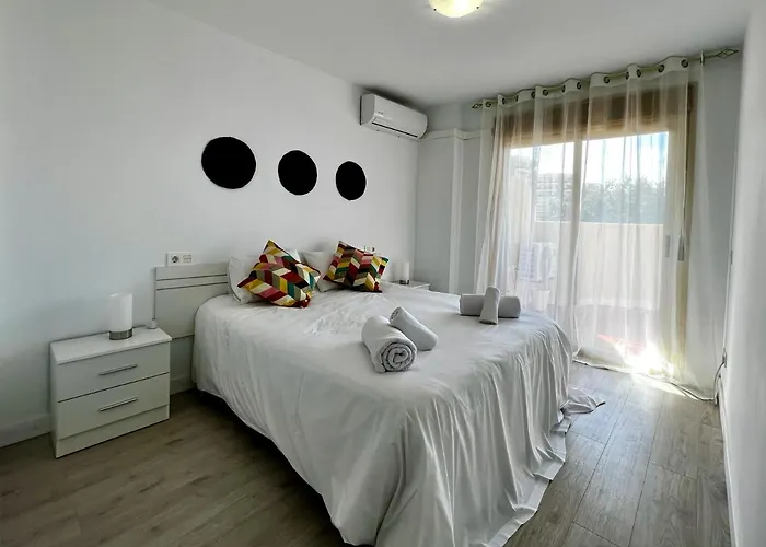 Con Encanto En Playa Apartament